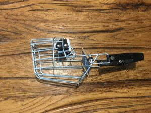 Chopo Maulkorb Pudel Rüde verzinkt, L: 9 cm B: 7.5 cm U: 27 cm