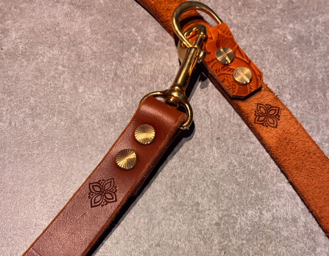 Doggy with Style Lederleine 3-fach verstellbar Floralis Cognac